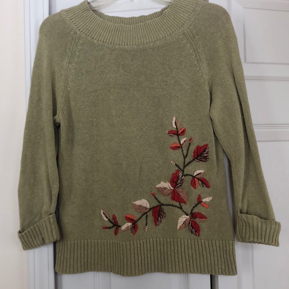 Dressbarn Boatneck Sweater- embroidered leaves S